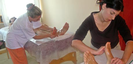 Unterricht Fu&szlig;reflexzonenmassage Ayurveda Ausbildung